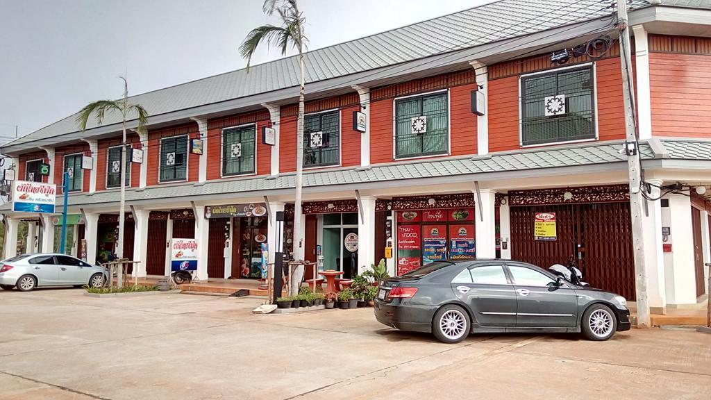 Suratthani Airport Campsite Surat Thani Exterior photo